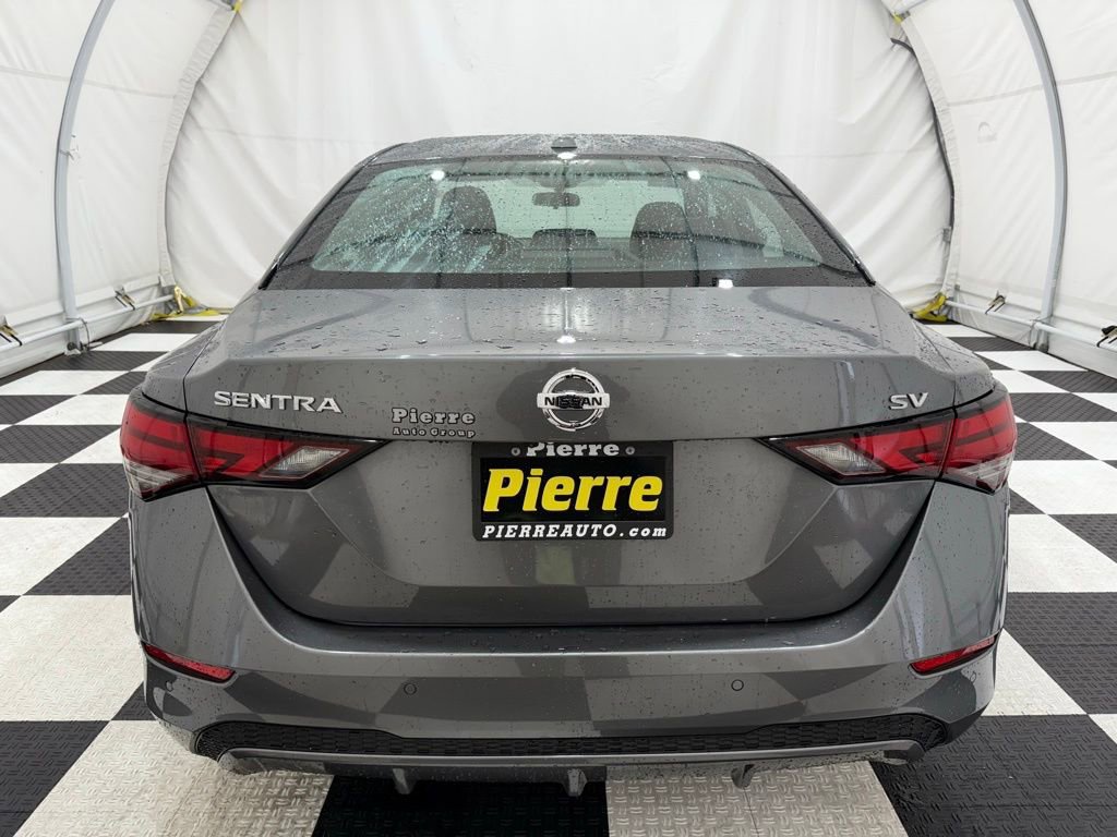 Used 2023 Nissan Sentra SV image 3