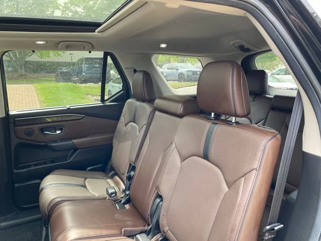 Used 2024 Honda Pilot Elite image 4
