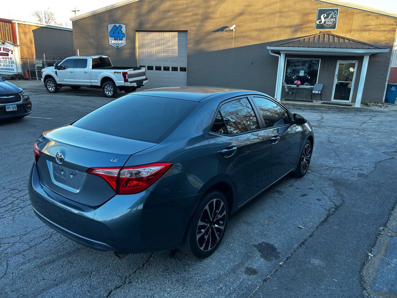 Used 2017 Toyota Corolla LE image 5