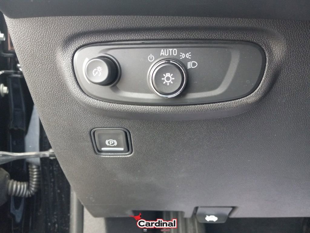 Used 2022 GMC Terrain SLE w/ Fleet Convenience Package image 30