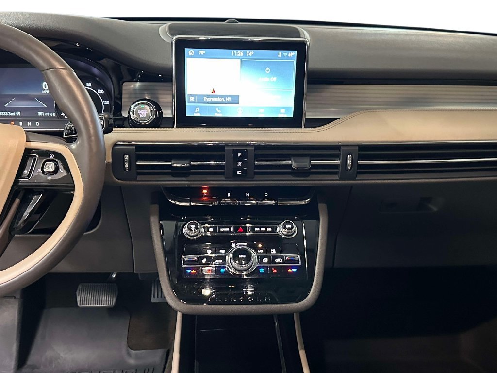 Used 2022 Lincoln Corsair AWD w/ Premium Package image 23