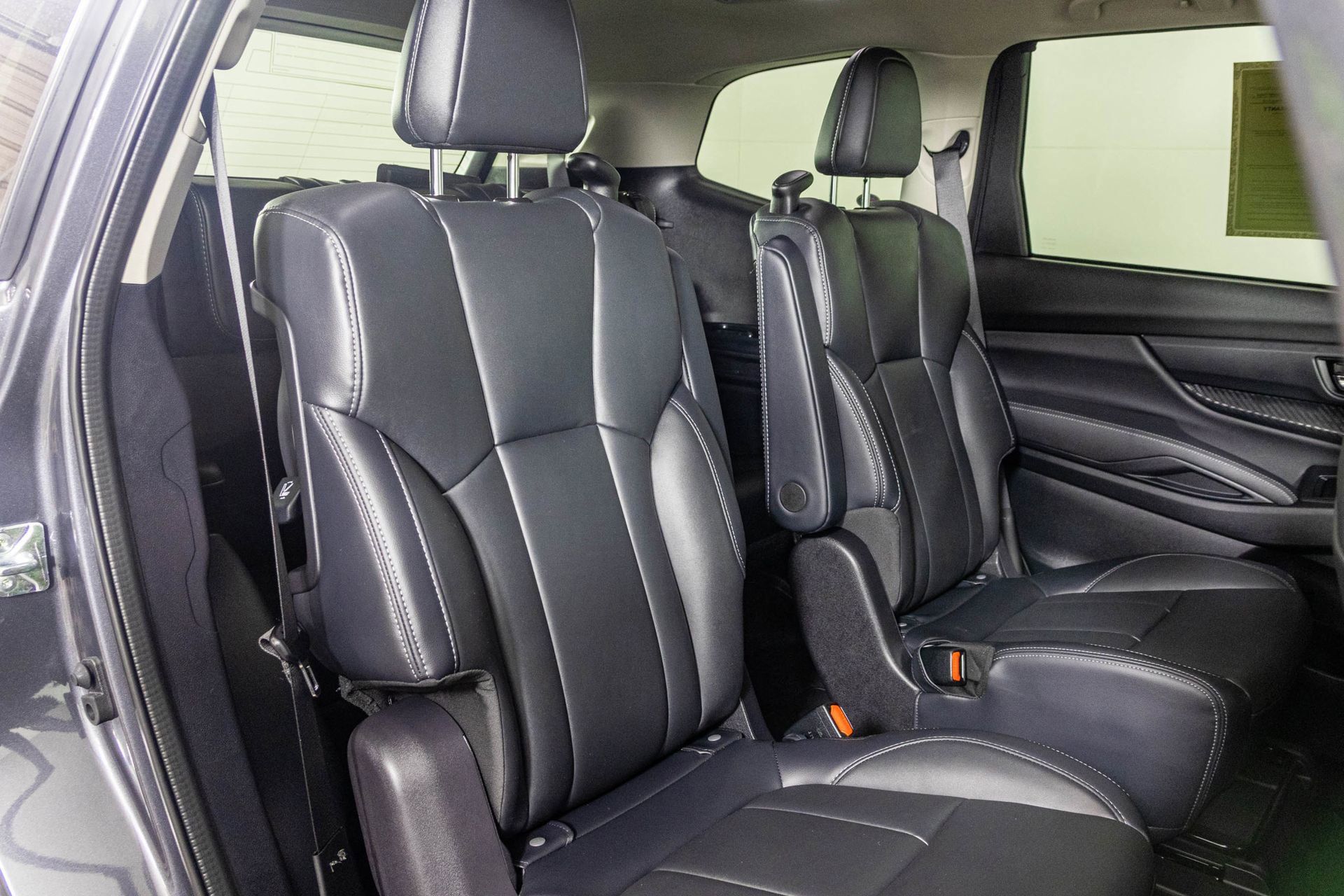 Used 2026 Subaru Ascent Premium image 43