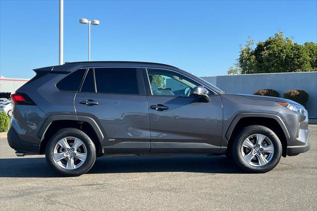 Certified 2022 Toyota RAV4 LE AWD/4WD image 6