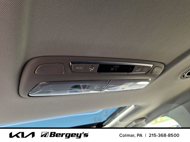 Certified 2024 Kia Telluride EX w/ EX Captain's Chair Package AWD/4WD image 15