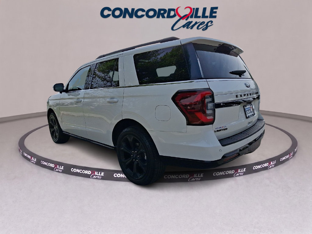 Used 2023 Ford Expedition Limited AWD/4WD image 4