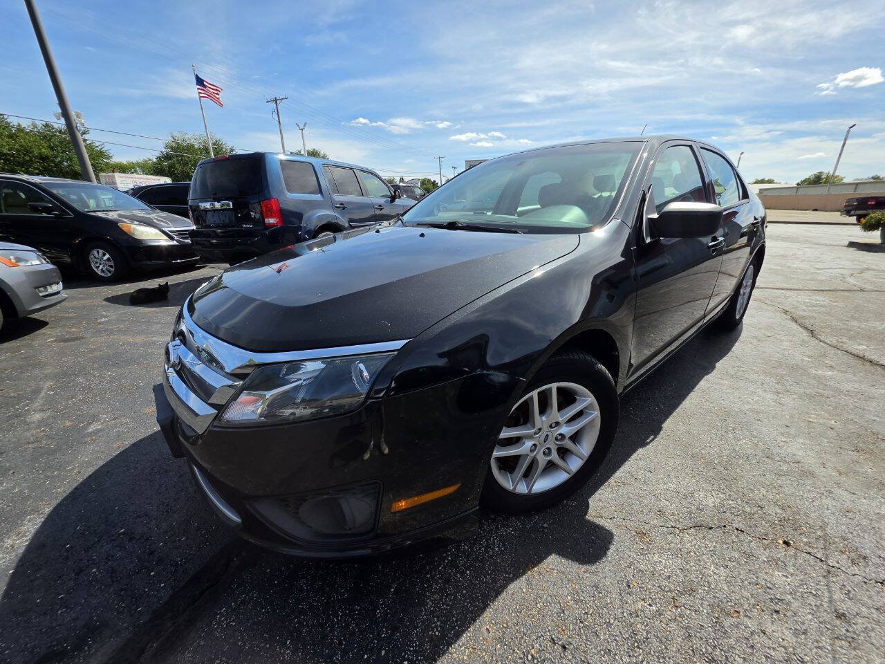 Used 2012 Ford Fusion S FWD image 2