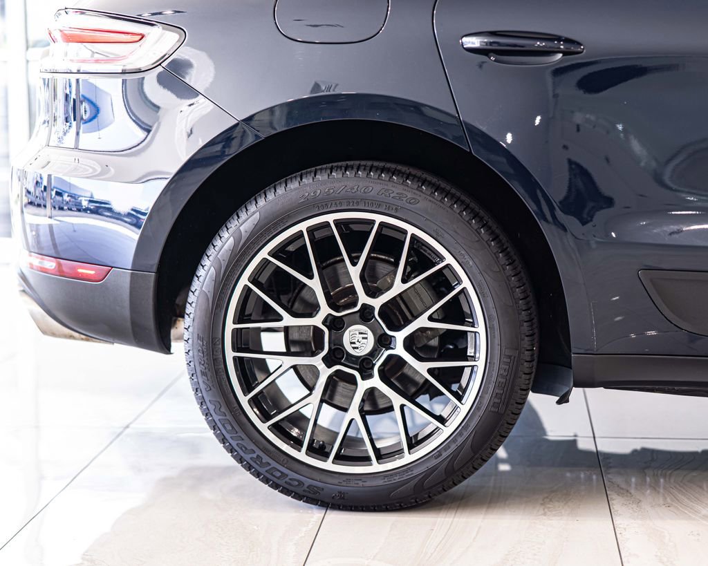 Used 2021 Porsche Macan S AWD/4WD image 11