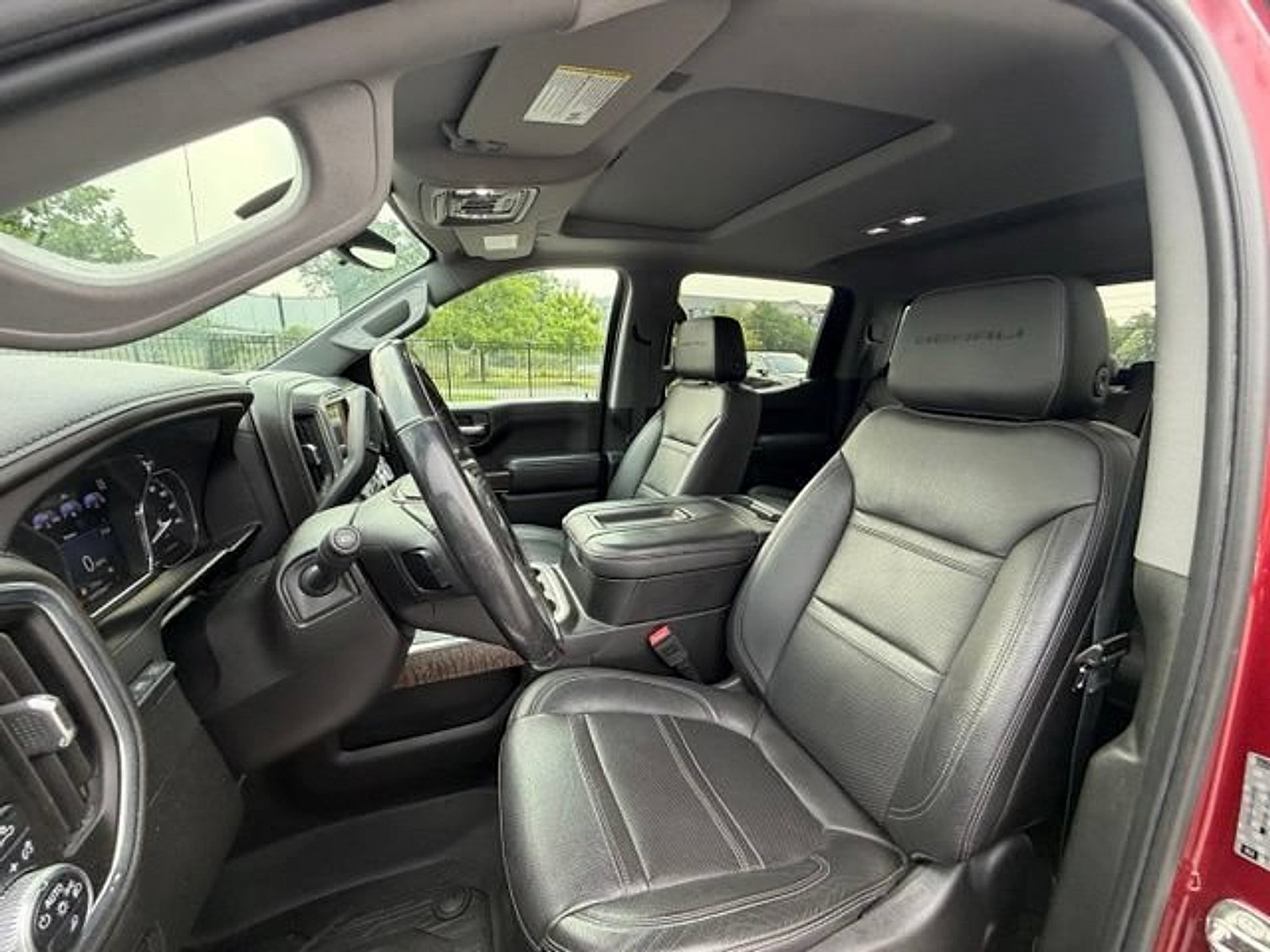 Used 2019 GMC Sierra 1500 Denali w/ Denali Ultimate Package AWD/4WD image 19