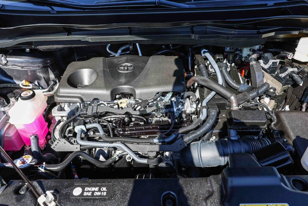 Certified 2025 Toyota Sienna LE FWD image 18