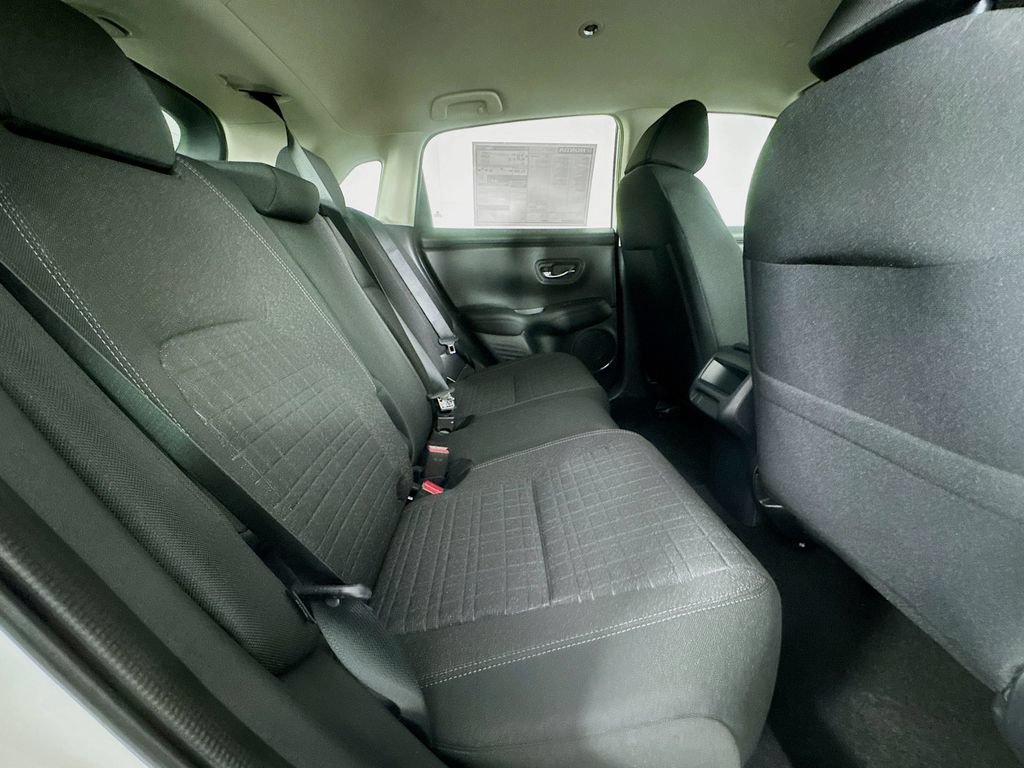 New 2027 Honda HR-V LX image 35