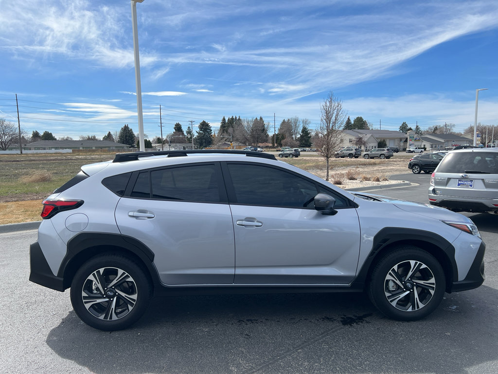 Used 2024 Subaru Crosstrek 2.0i Premium image 5