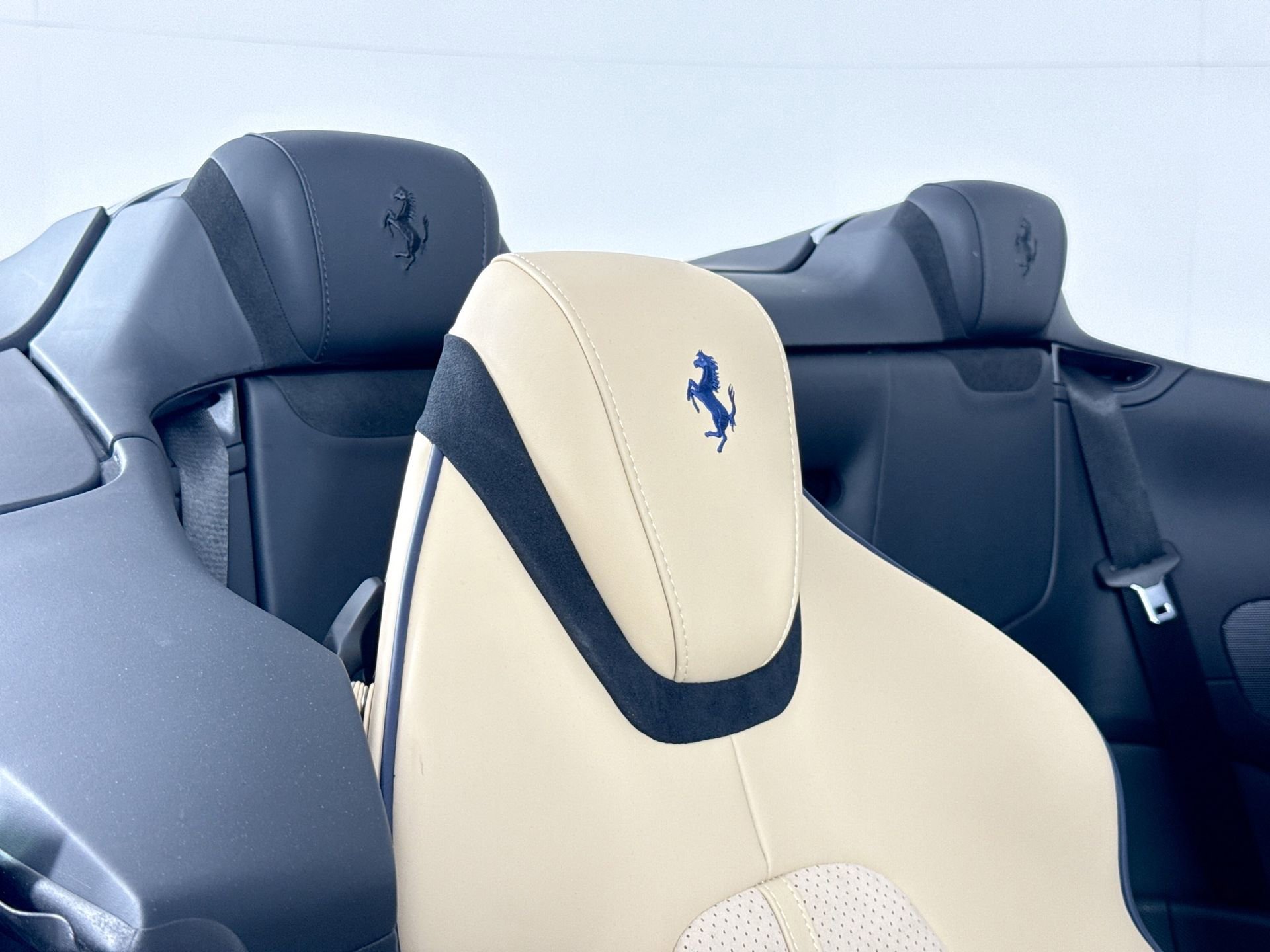 Certified 2025 Ferrari Roma Spider image 25