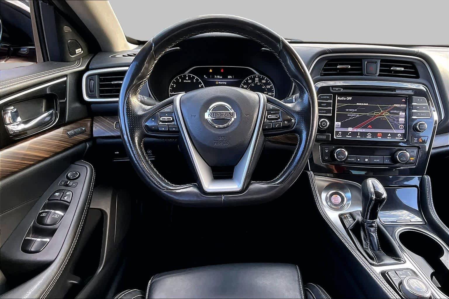 Used 2017 Nissan Maxima Platinum FWD image 5
