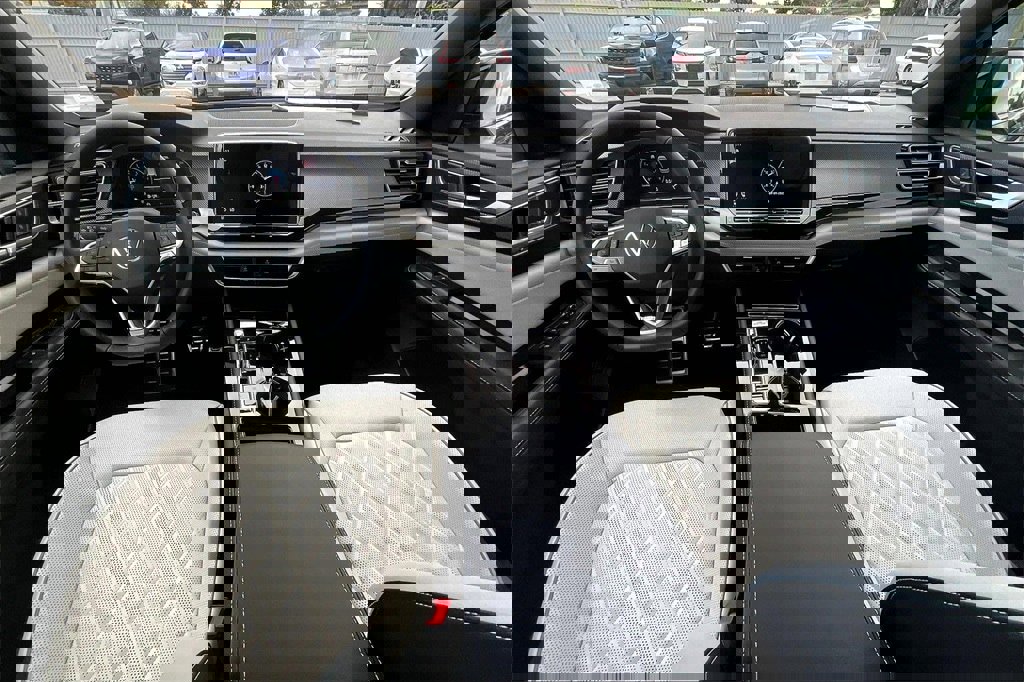 New 2026 Volkswagen Atlas Cross Sport SEL Premium R-Line image 3