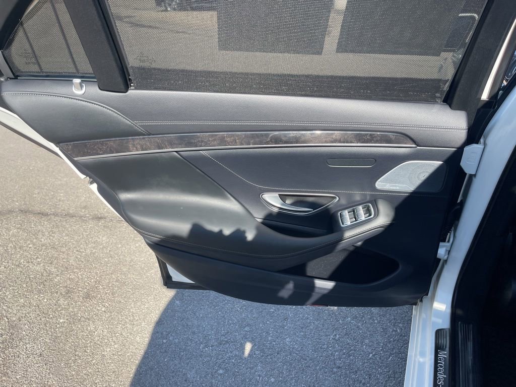 Used 2019 Mercedes-Benz S 560 4MATIC Sedan image 21