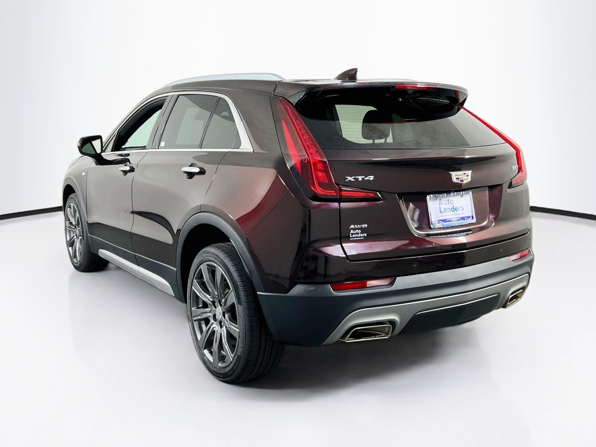 Used 2021 Cadillac XT4 Premium Luxury w/ Cold Weather Package AWD/4WD image 7