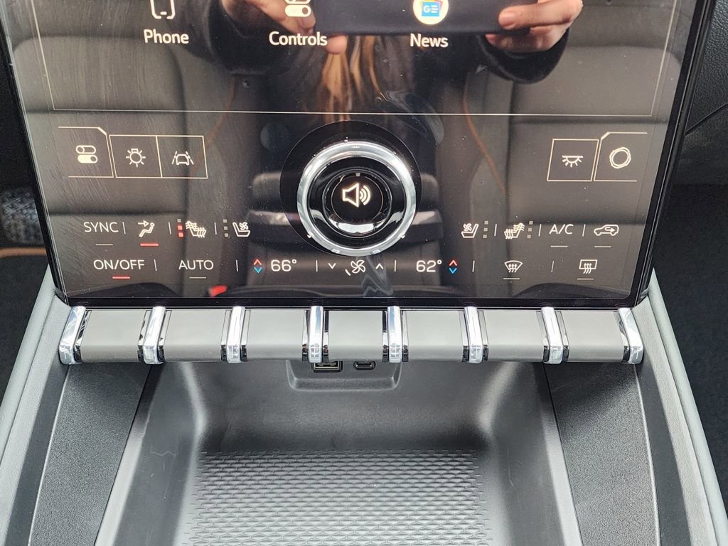 New 2026 GMC Terrain AT4 AWD/4WD image 30