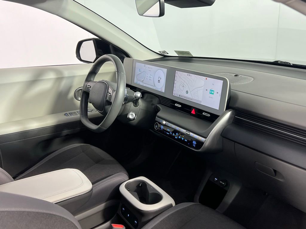 Used 2024 Hyundai Ioniq 5 SEL image 31