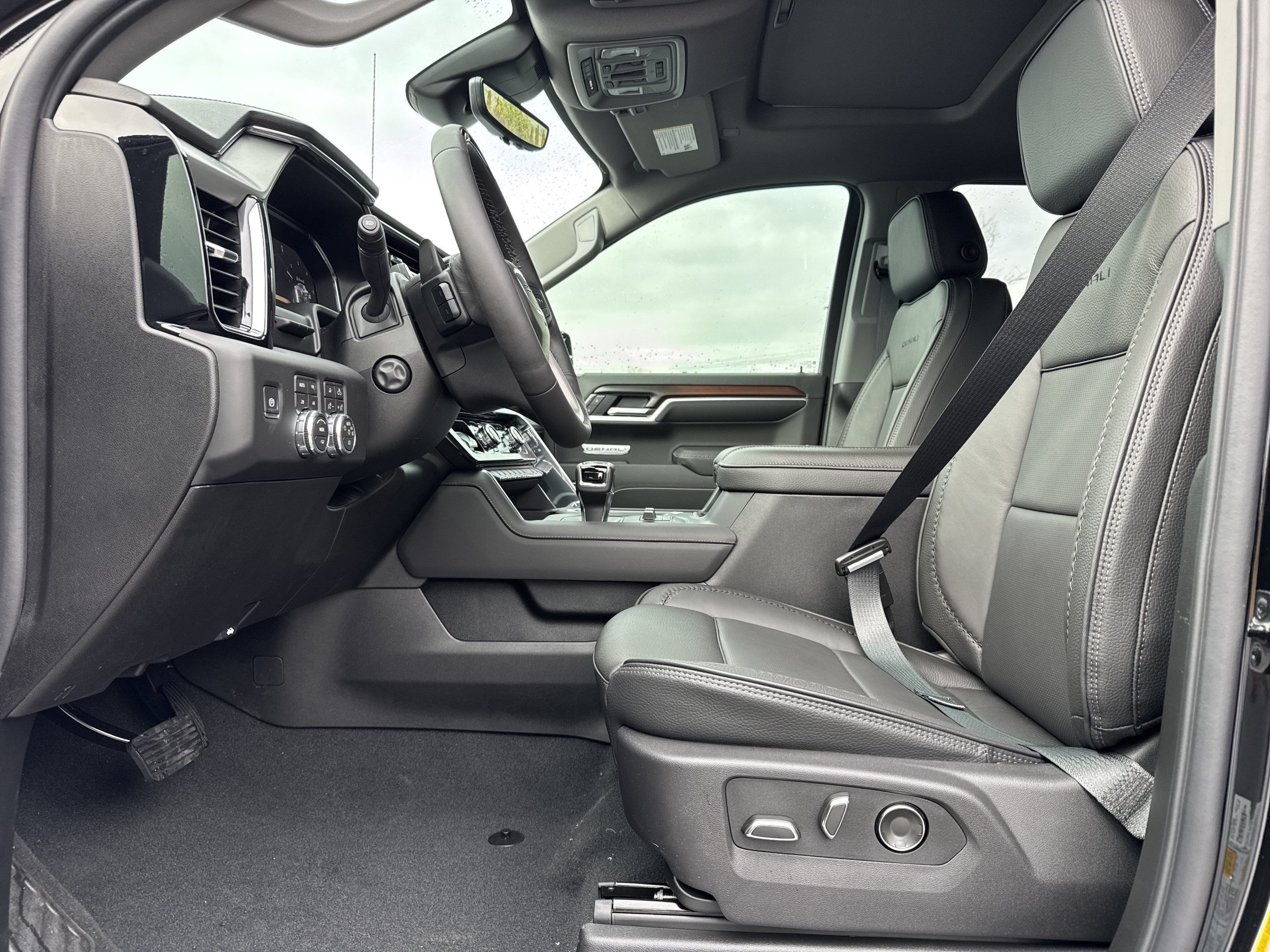 New 2026 GMC Sierra 1500 Denali AWD/4WD image 16