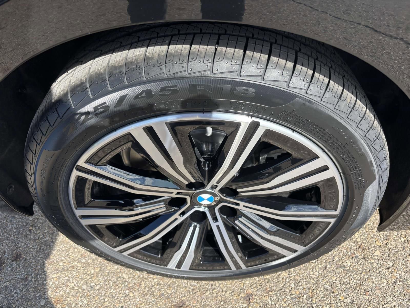 New 2026 BMW 330i xDrive Sedan w/ Premium Package AWD/4WD image 10