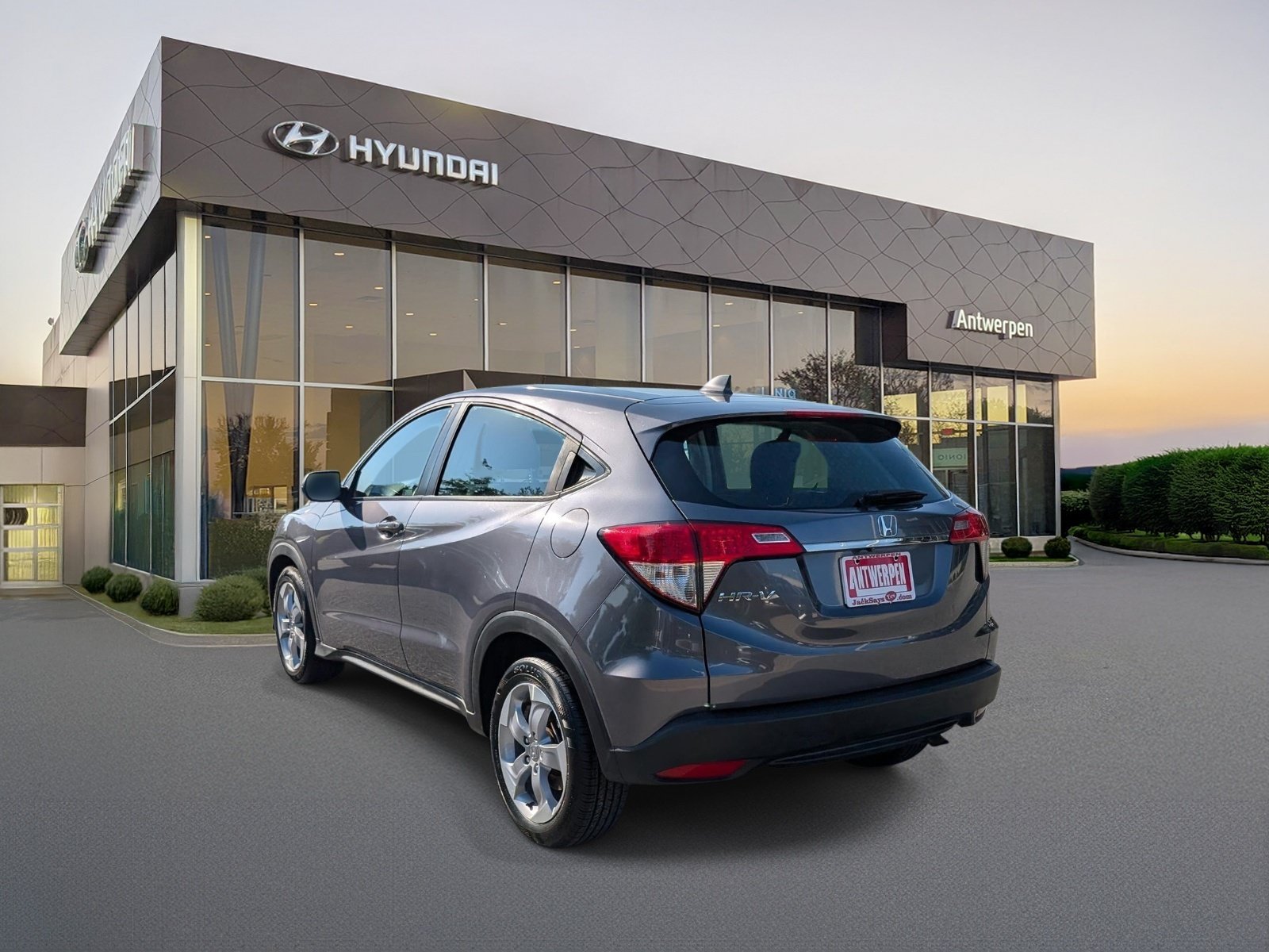 Used 2019 Honda HR-V LX image 5