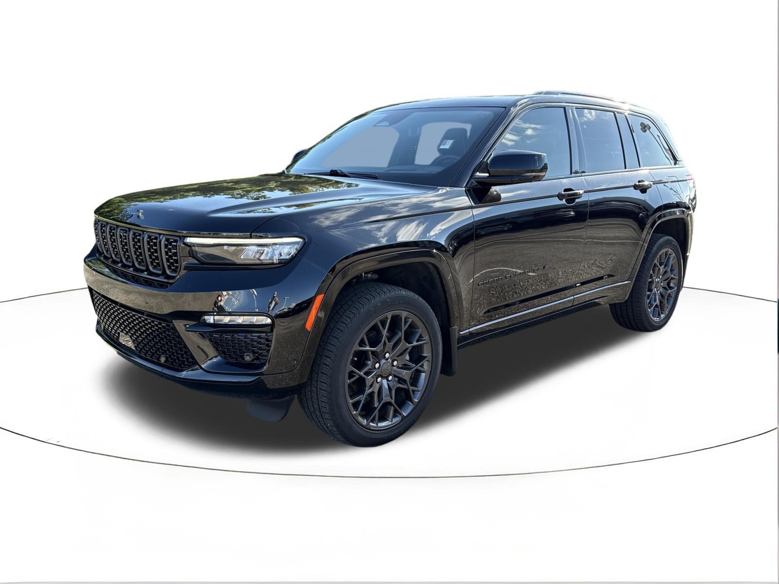 Used 2025 Jeep Grand Cherokee Summit AWD/4WD image 7