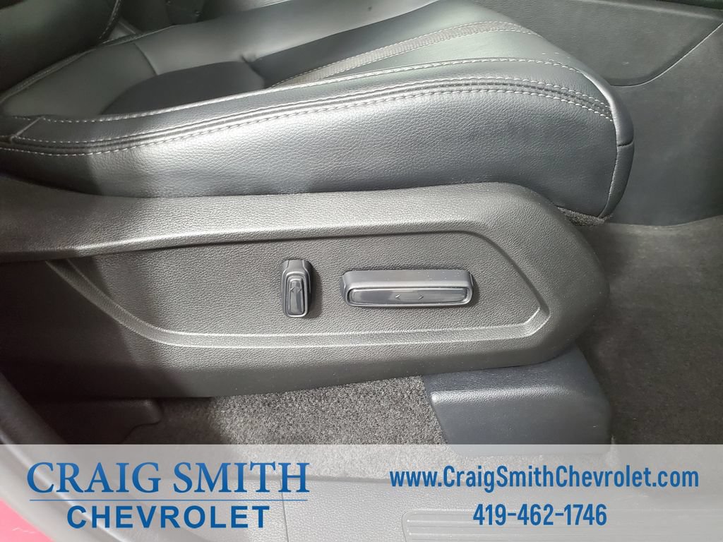 Used 2025 Honda Pilot EX-L image 19