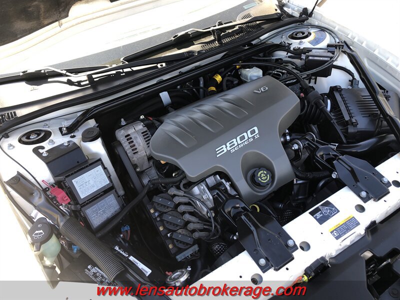 Used 2002 Chevrolet Impala LS w/ Preferred Equipment Group FWD image 24