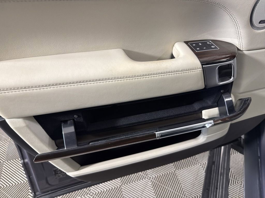 Used 2017 Land Rover Range Rover Supercharged image 22