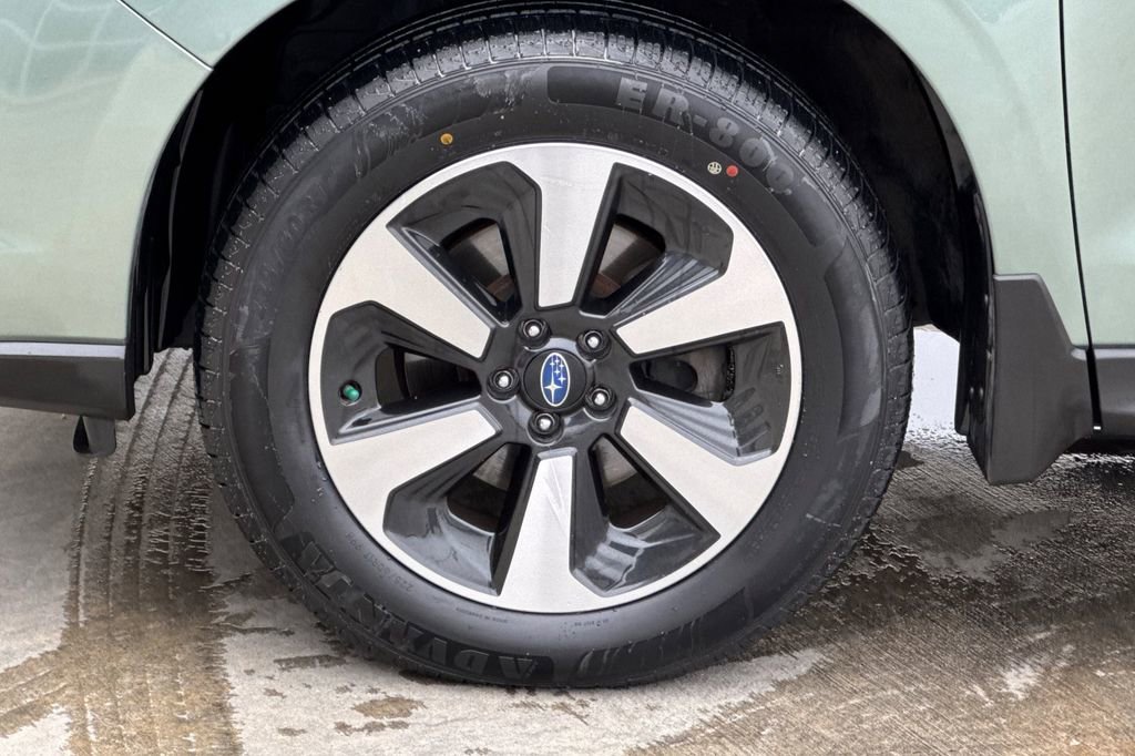 Used 2018 Subaru Forester 2.5i Premium AWD/4WD image 31