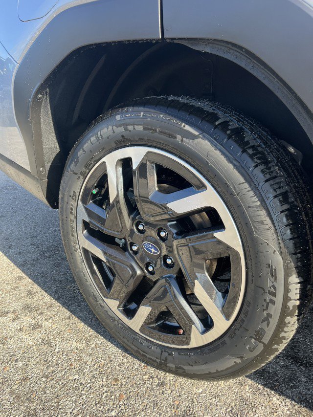 New 2025 Subaru Forester Limited image 9