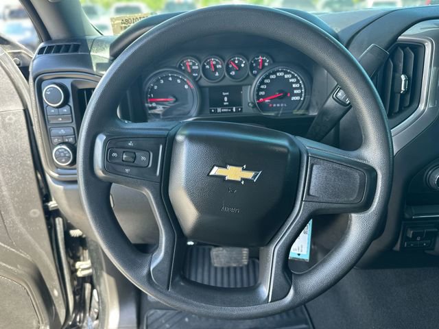 Used 2022 Chevrolet Silverado 2500 Custom w/ Custom Value Package image 16