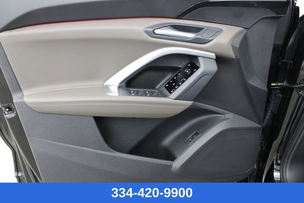 New 2025 Audi Q5 Premium image 16