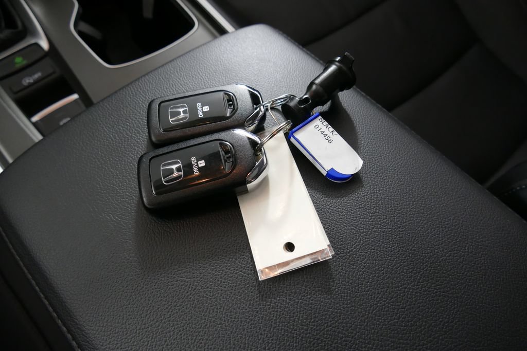 Used 2022 Honda Accord EX-L image 26