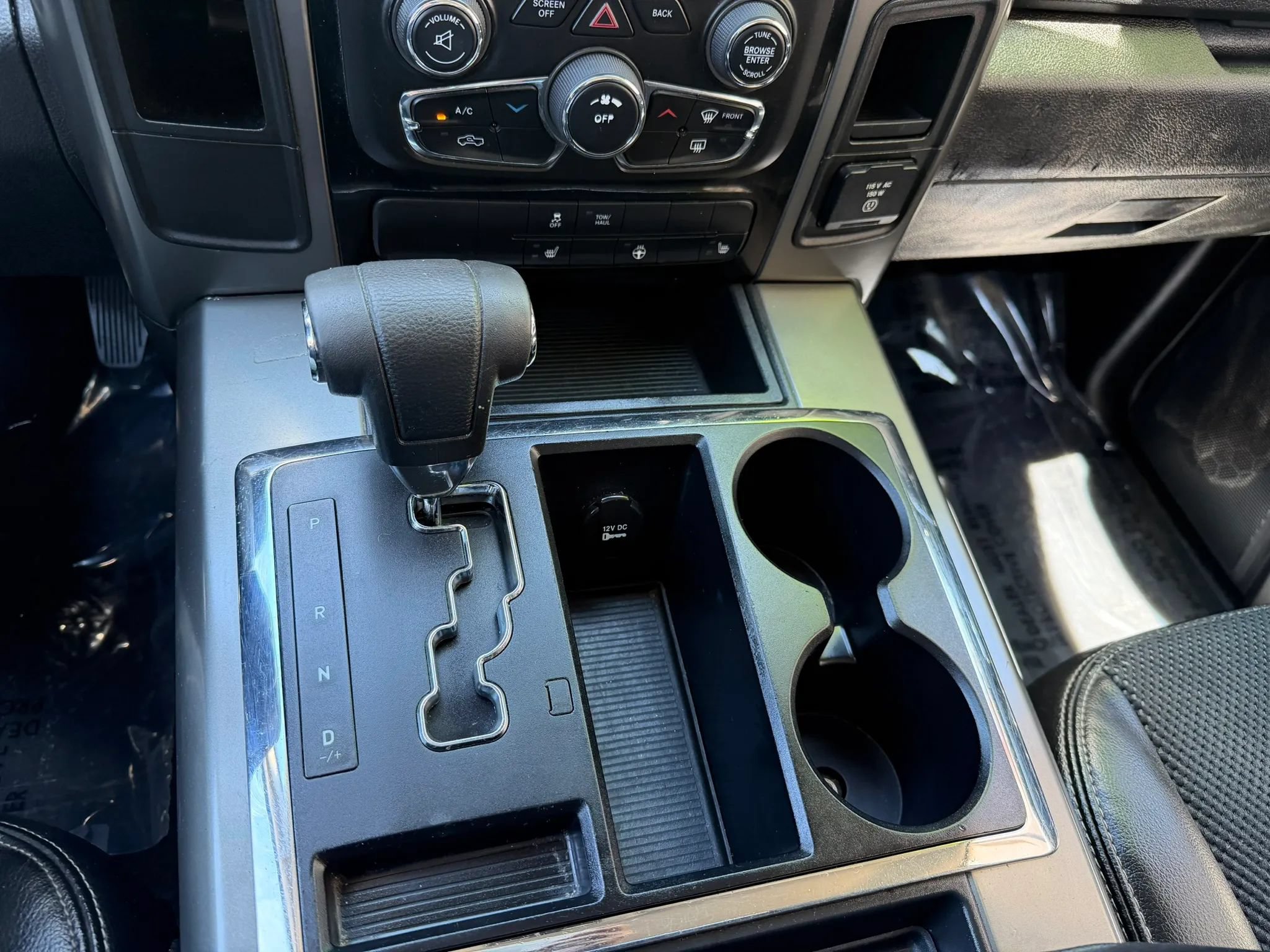 Used 2013 RAM 1500 R/T w/ Convenience Group RWD image 15