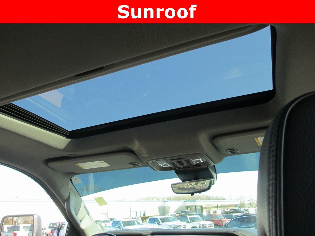 Used 2024 GMC Sierra 3500 Denali w/ Denali Reserve Package image 16