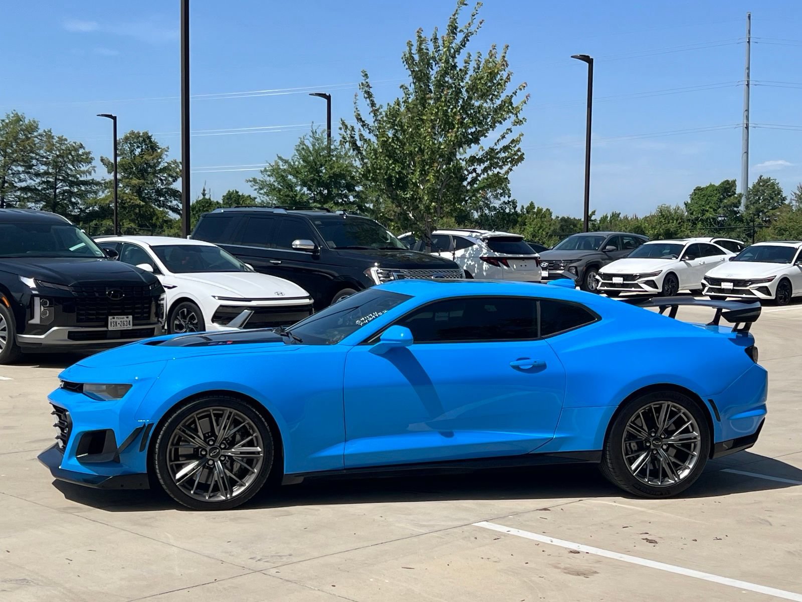 Used 2022 Chevrolet Camaro ZL1 RWD image 6