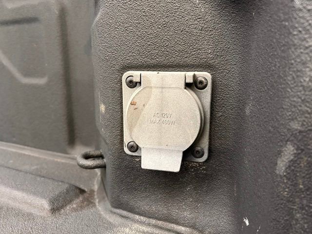 Used 2023 GMC Sierra 3500 AT4 w/ AT4 Preferred Package AWD/4WD image 13