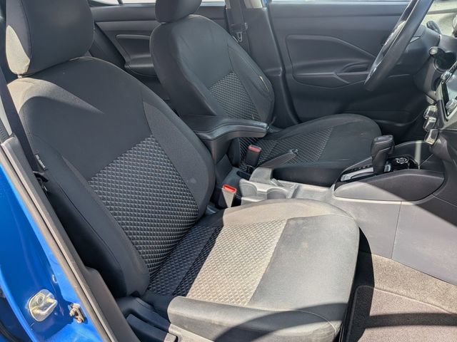 Used 2020 Nissan Versa S FWD image 33