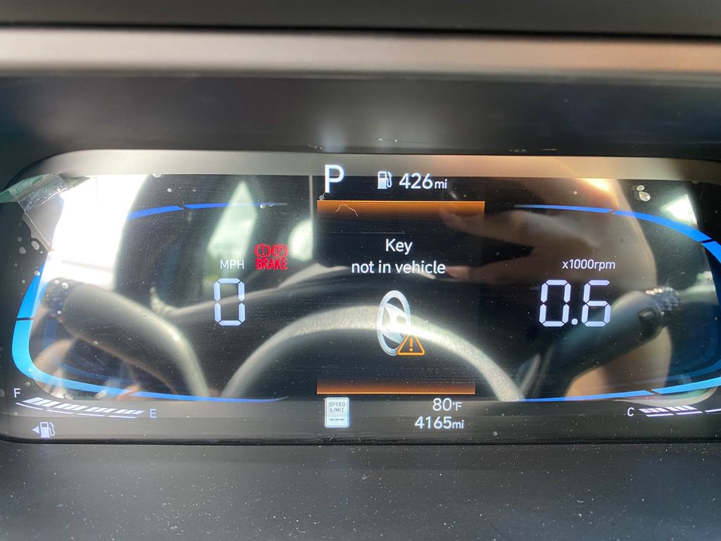Certified 2025 Hyundai Elantra Sport FWD image 15