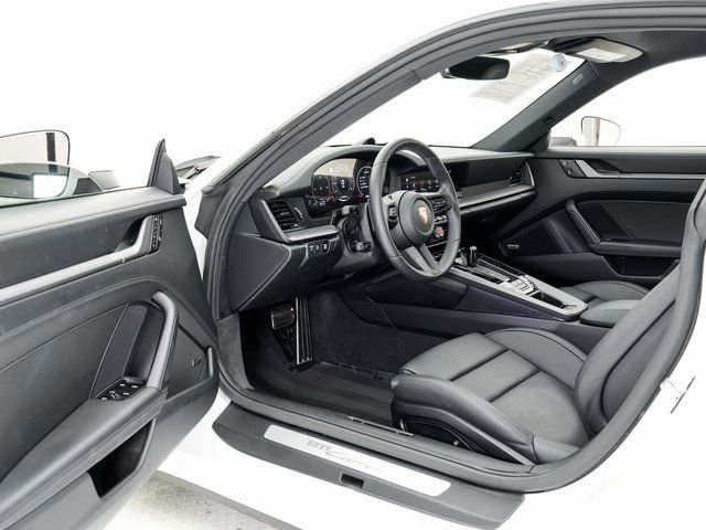 Certified 2025 Porsche 911 Carrera image 7