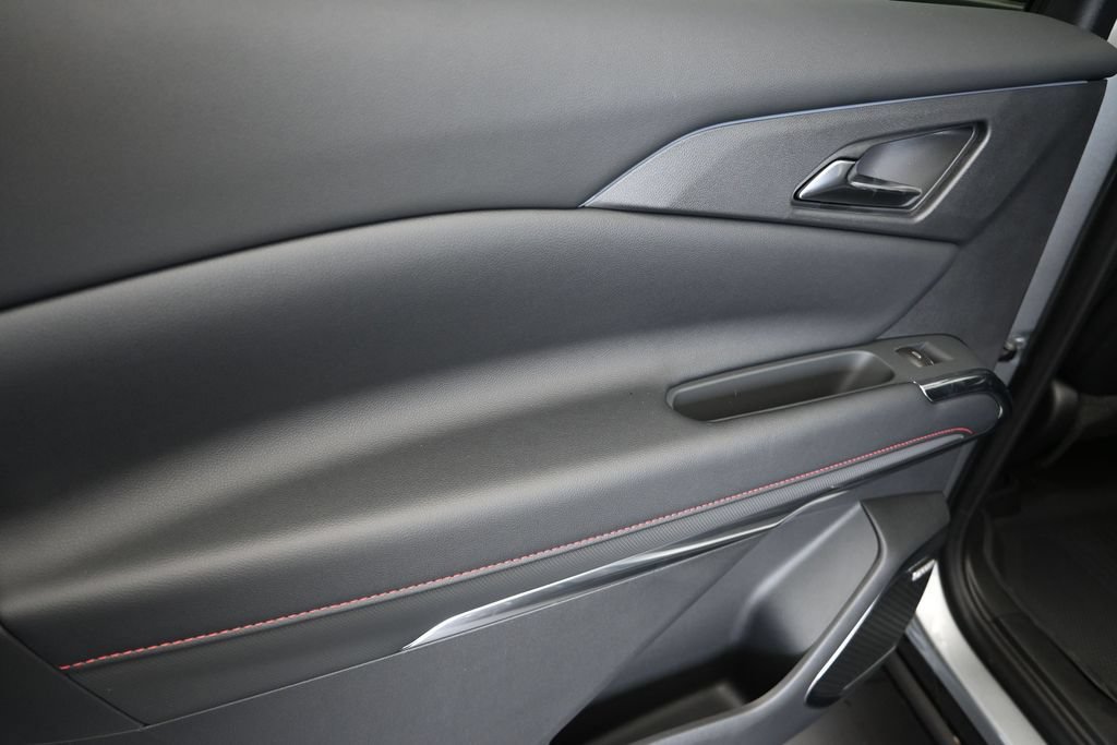 New 2026 Chevrolet Traverse RS w/ LPO, Floor Liner Package FWD image 15