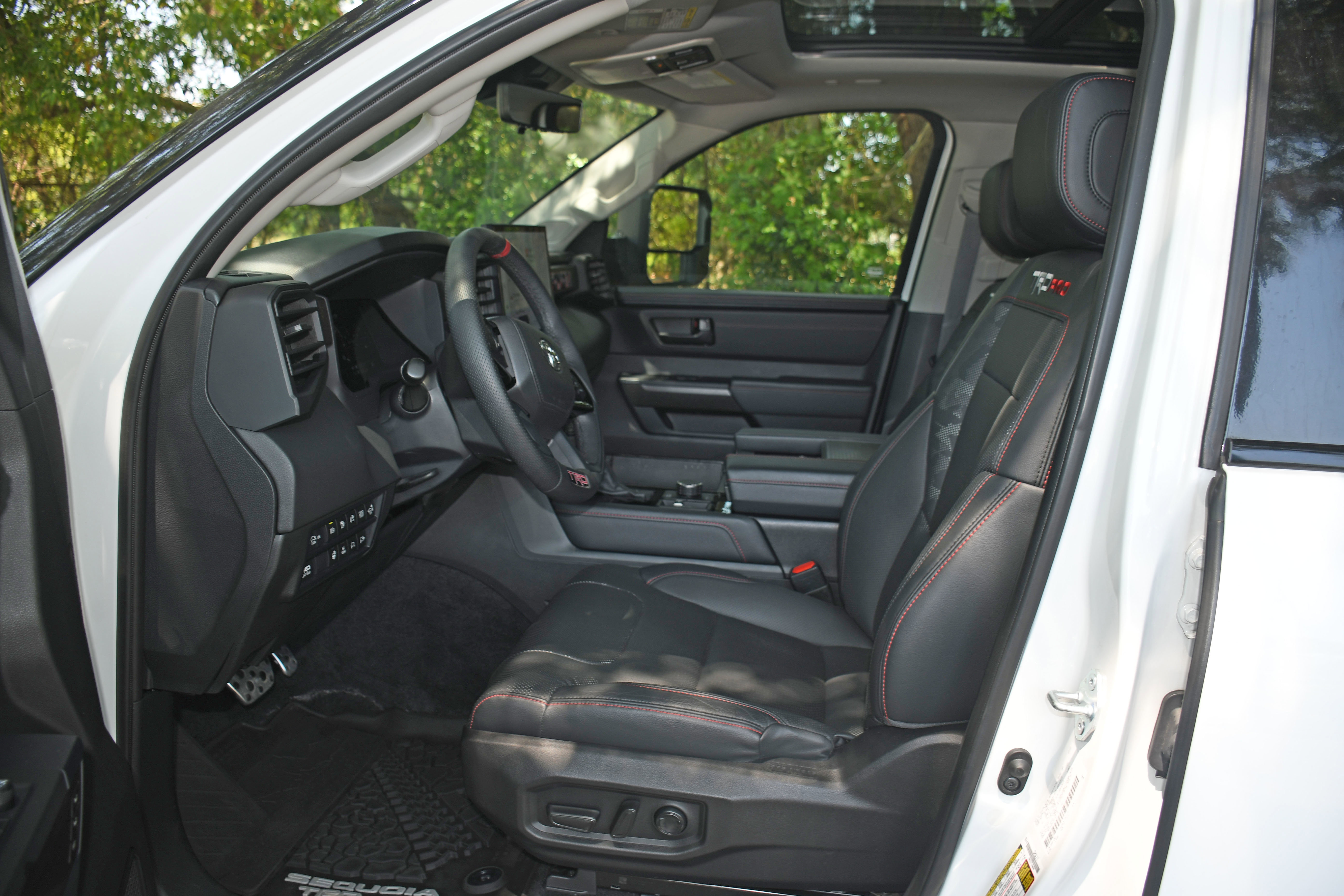 Used 2023 Toyota Sequoia TRD Pro AWD/4WD image 8