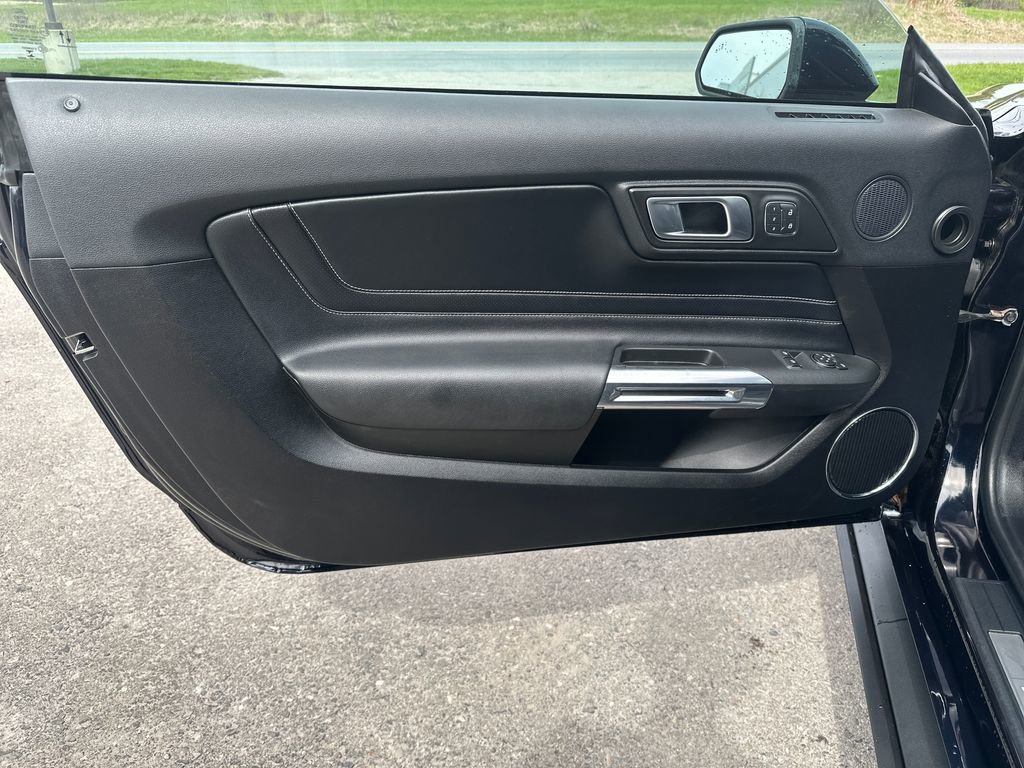 Used 2021 Ford Mustang GT Premium w/ Equipment Group 401A RWD image 10