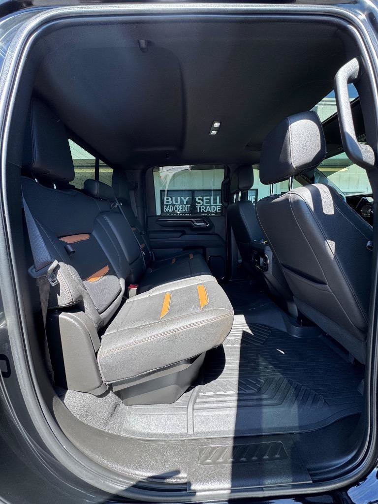 Used 2024 GMC Sierra 2500 AT4 w/ AT4 Premium Plus Package AWD/4WD image 29