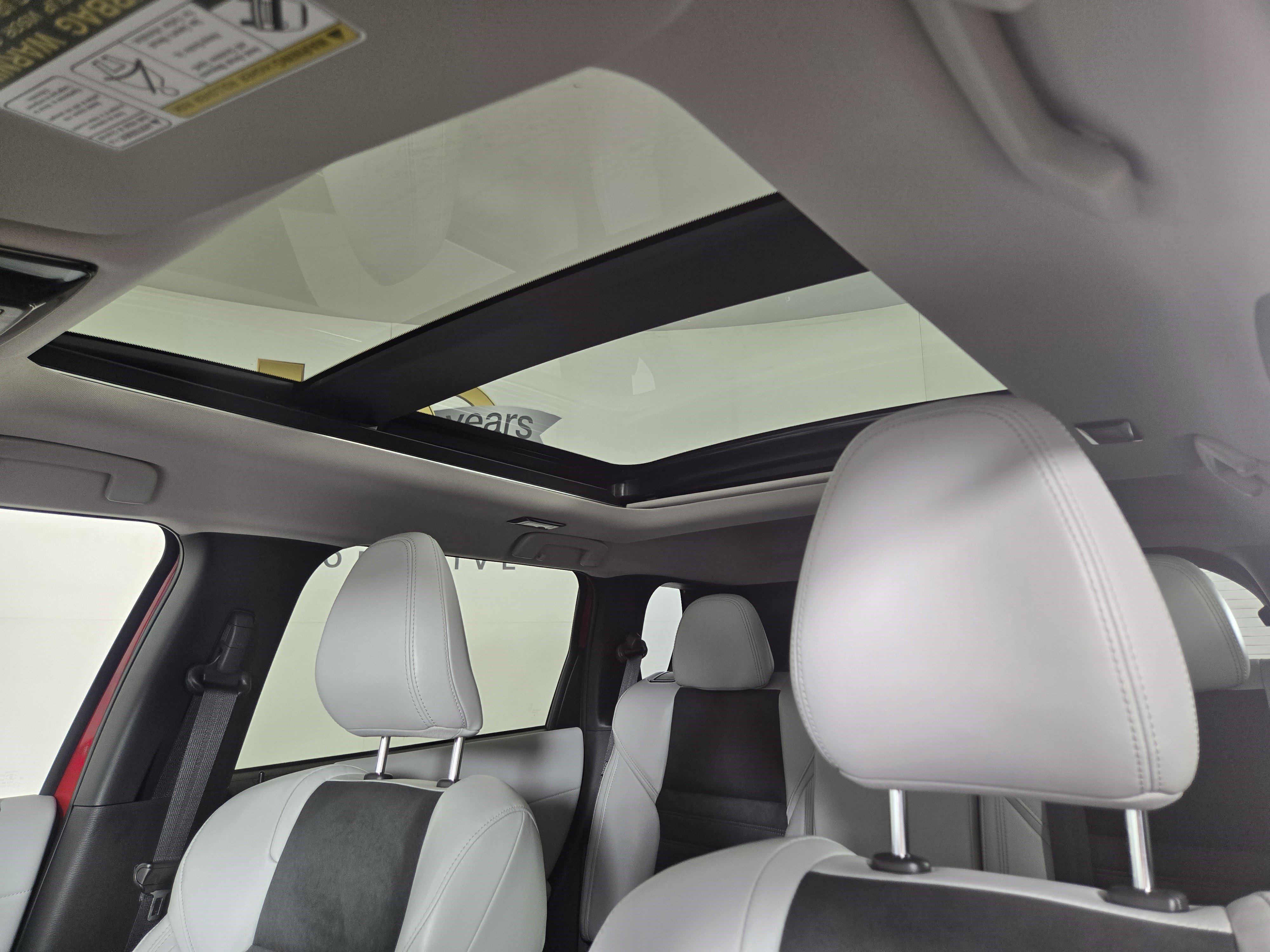 New 2025 Mitsubishi Outlander SE image 22