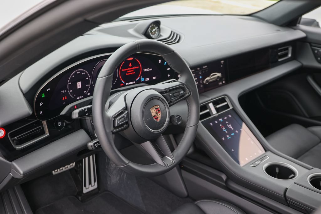 Certified 2026 Porsche Taycan AWD/4WD image 4