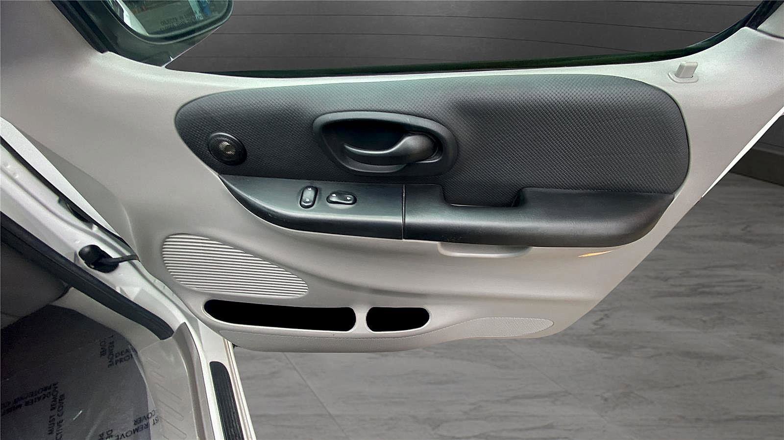 Used 2001 Ford F150 Lightning image 20