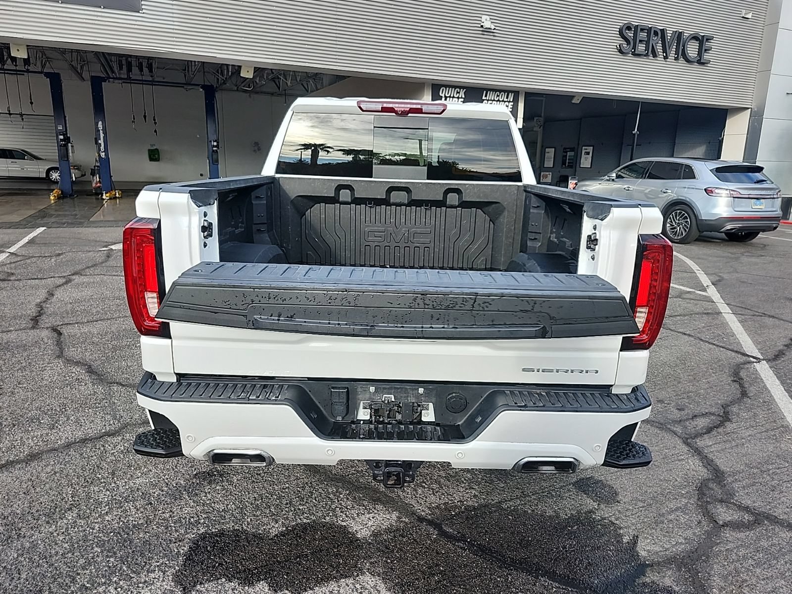 Used 2024 GMC Sierra 1500 Denali Ultimate AWD/4WD image 30