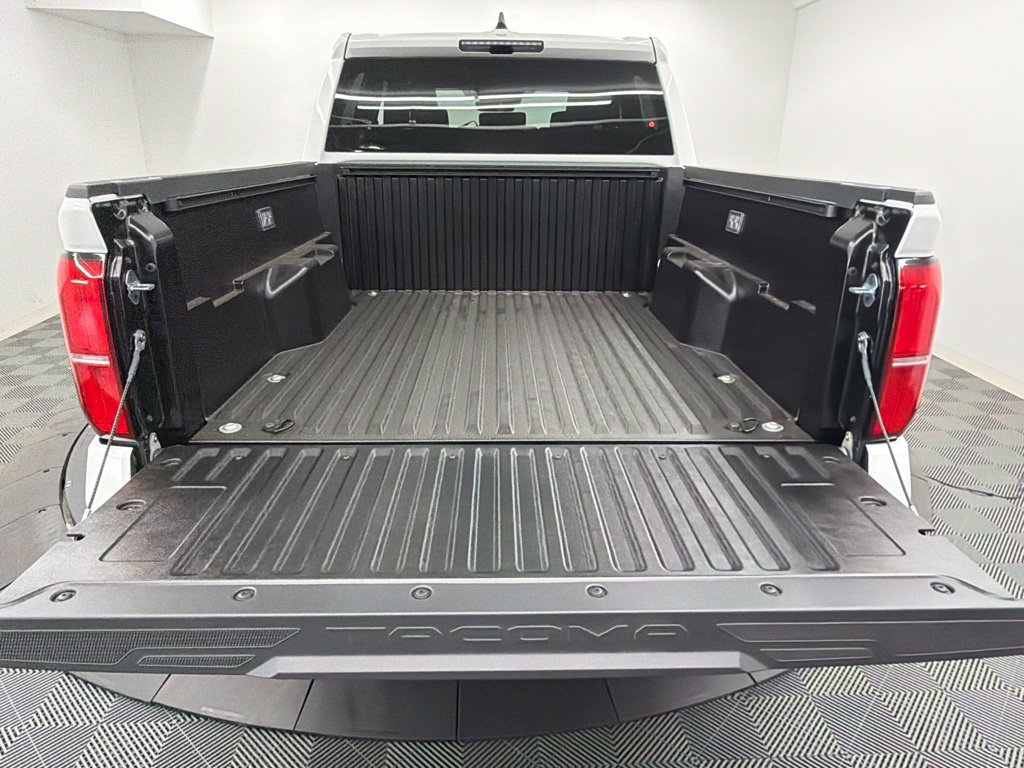 New 2026 Toyota Tacoma TRD Off-Road AWD/4WD image 14